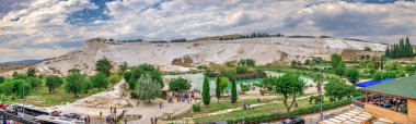 Pamukkale Köyü 'nde göl ve dağ, Türkiye
