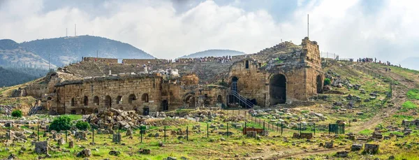 Hierapolis Ancient Theatre en Pamukkale, Turquía —  Fotos de Stock