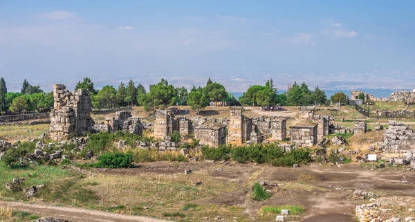Die Ruinen Der Antiken Stadt Hierapolis Pamukkale Türkei Einem Sonnigen — Stockfoto