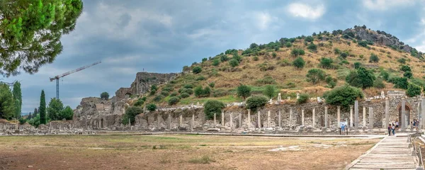 Ruinen Der Antiken Stadt Ephesus Einem Sonnigen Sommertag — Stockfoto