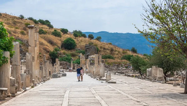 Efez Turcja 2019 Marmurowa Droga Ruiny Zabytkowego Miasta Efezu Słoneczny — Zdjęcie stockowe