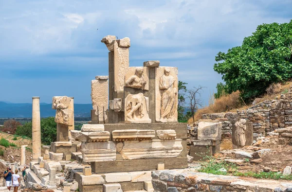 Efeso Turquía 2019 Camino Mármol Ruinas Antigua Ciudad Éfeso Día —  Fotos de Stock