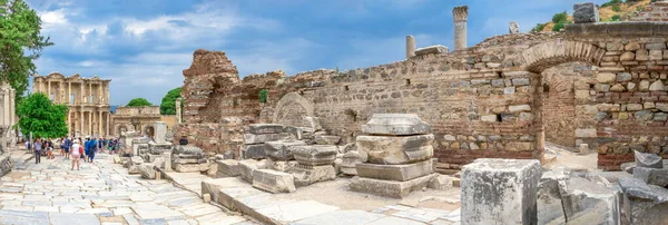 Éfeso Turquia 2019 Estrada Mármore Ruínas Antiga Cidade Éfeso Dia — Fotografia de Stock