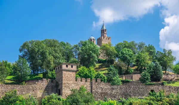 Murallas Fortificación Fortaleza Tsarevets Veliko Tarnovo Bulgaria Soleado Día Verano —  Fotos de Stock