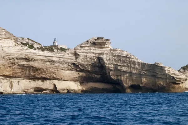 Wysokie białe klify Bonifacio — Zdjęcie stockowe
