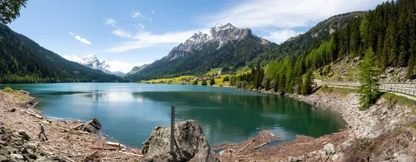 Lago de sofrimentos . — Fotografia de Stock