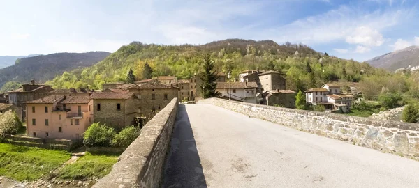 Tronto Nehri'nin Trisungo — Stok fotoğraf