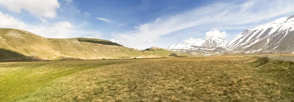 Castelluccio di Norcia grand plan — Photo