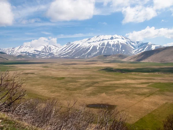 Castelluccio di Norcia nagy terv — Stock Fotó