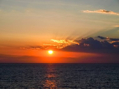 Feribot günbatımı