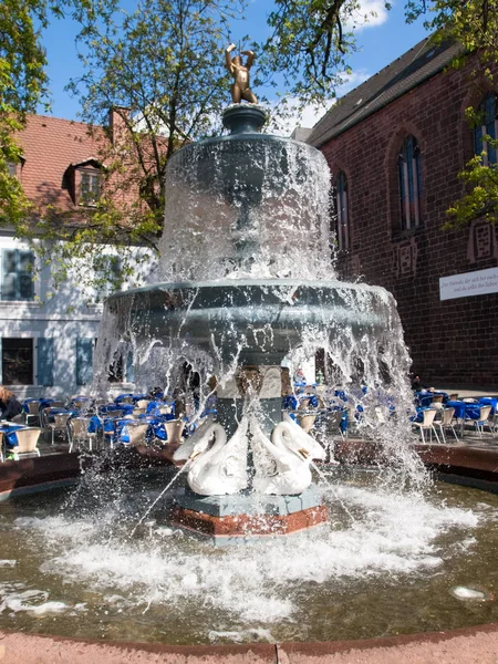 Fountain in a square — Stock Photo, Image