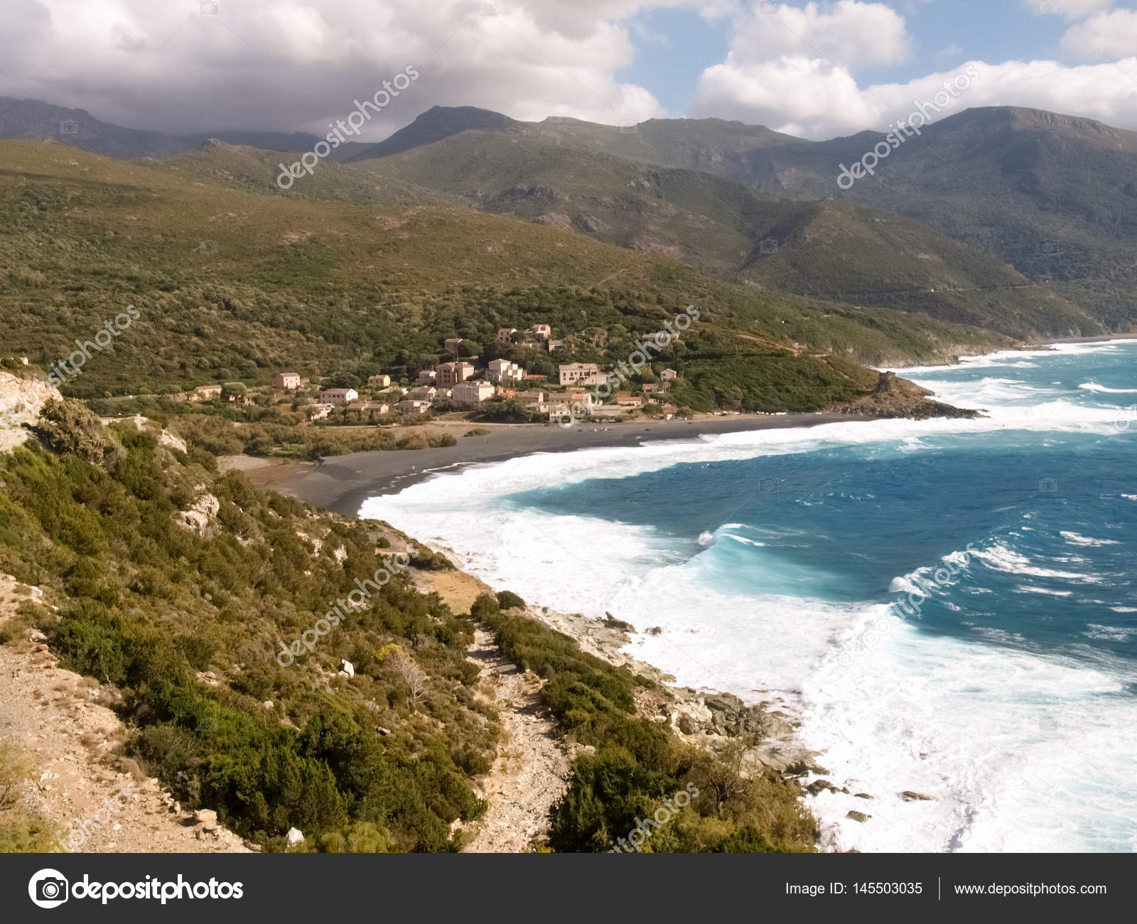 Spiaggia Con Forte Vento Di Maestrale Foto Stock Mor65