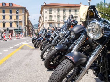 İsviçre Harley gün üçüncü baskı