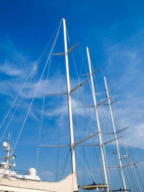 Ligurya limanda palamarla yatlar