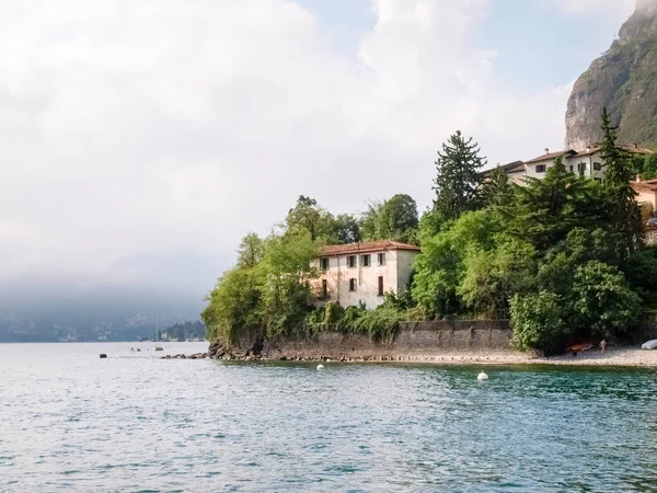 Menaggio view from the lake — Stock Photo, Image