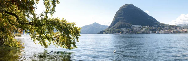 Parco Ciani ve Göl Manzaralı