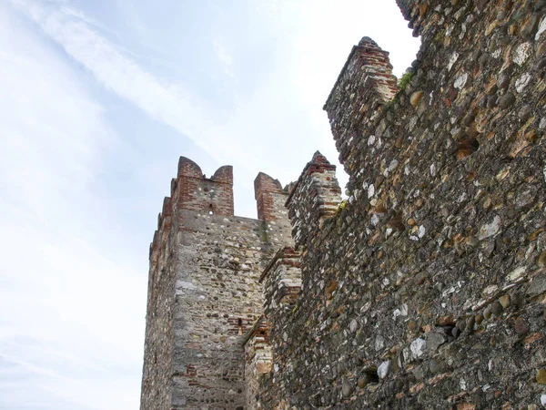 Sirmione Itália Vista Diurna Castelo Scaliger — Fotografia de Stock