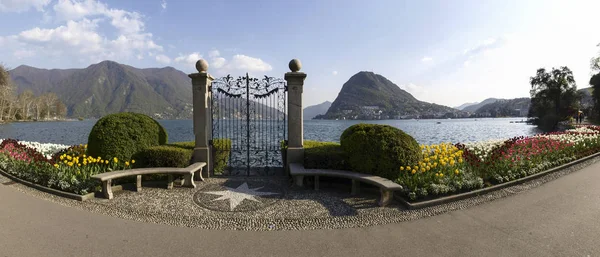 Lugano Suiza Parque Ciani Florecido Vista Del Golfo Lugano —  Fotos de Stock