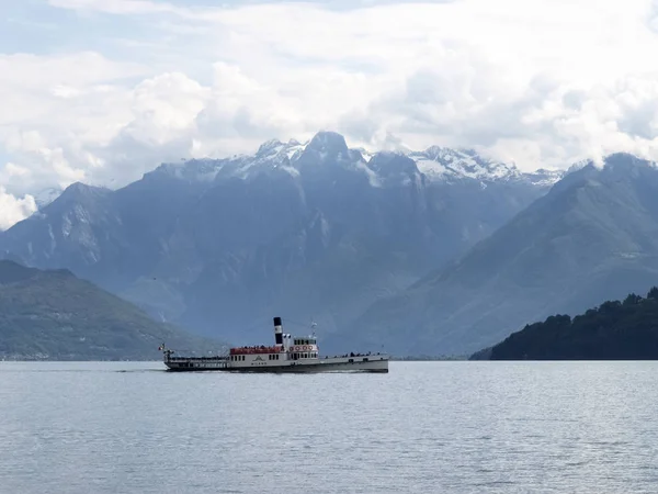 Flooding of Lake Como — Stock Photo, Image