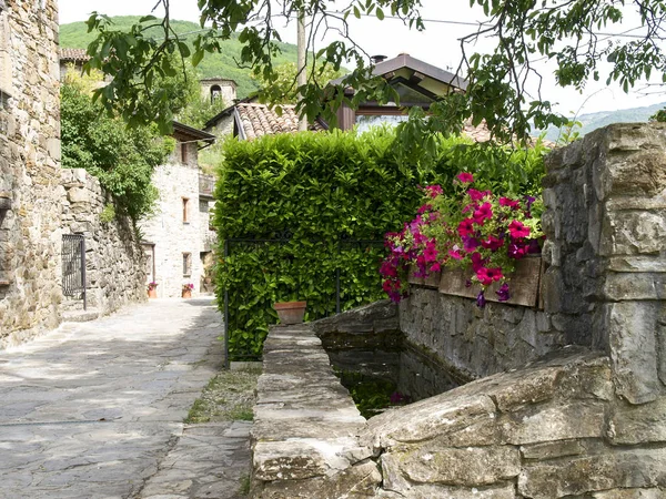 Village of Brugnello — Stock Photo, Image
