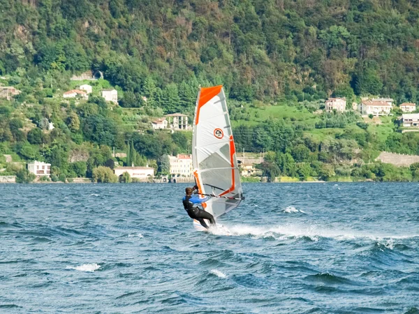 Cremia Italien September 2015 Flera Vindsurfing Och Kitesurfing Med Termisk — Stockfoto
