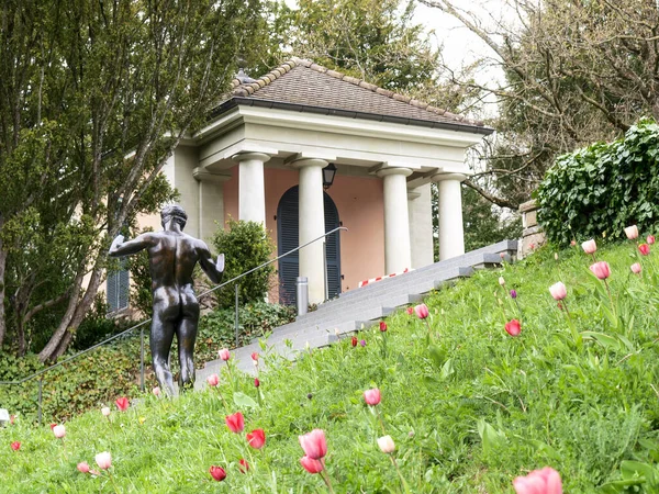 Лозанна Швейцария Апреля 2017 Года Парк Статуи Олимпийского Музея — стоковое фото