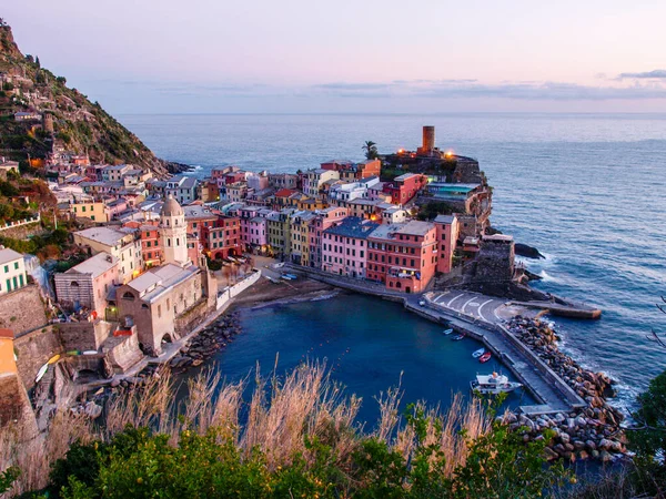 Vernazza Italien Forntida Vid Den Östra Liguriska Kusten Färgade Hus — Stockfoto