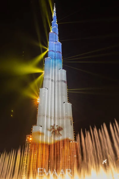 Multi Colored Laser Show Light Works Burj Khalifa World Biggest — стокове фото