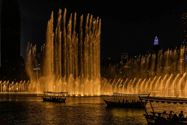 Beautiful Modern Dancing Fountains Burj Khalifa Dubai Mall Wonderful Evening — Photo