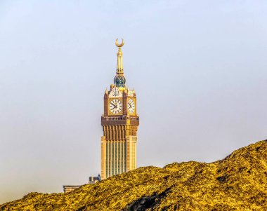Kutsal Mekke şehrinde Abraj Al Yem (Kraliyet Saat Kulesi Makkah) ile Skyline, Suudi Arabistan. Suudi Arabistan Gökdelenleri