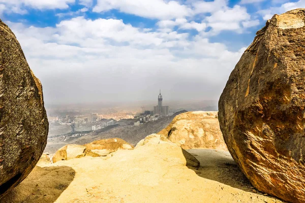Kutsal Mekke 'de Abraj Al Yem (Kraliyet Saat Kulesi Makkah) ile Skyline, Suudi Arabistan
