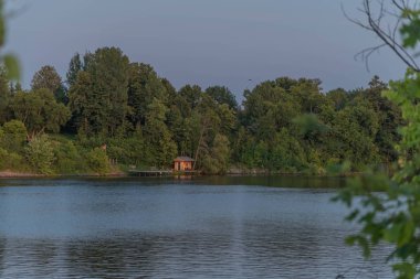 Kanada, Ottawa 'daki yeşil alanlar arasındaki evler