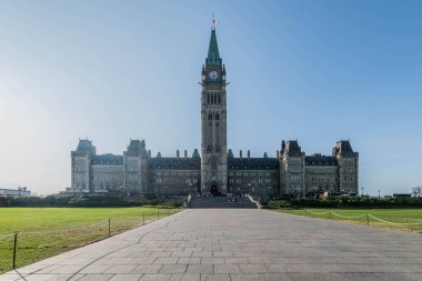 Kanada 'nın Ottawa kentindeki Parliament Hill' de Kanada Parlamentosu binası