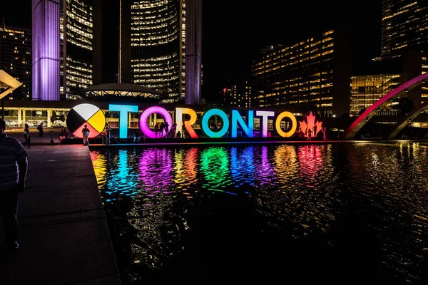 Vista Nocturna Del Ayuntamiento Toronto New City Hall Toronto Ontario — Foto de Stock