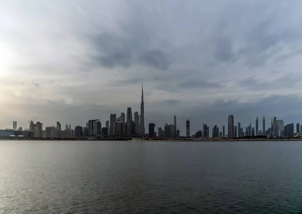 Blick Auf Den Burj Khalifa Unter Wolkenverhangenem Himmel Der Höchste — Stockfoto