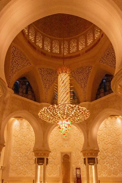 Cortile Interno Della Grande Moschea Sheikh Zayed Minareto Della Più — Foto Stock