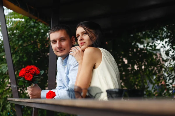 Young Couple Love Get Married Pose Wooden Table Outdoors Blue — Stock Photo, Image