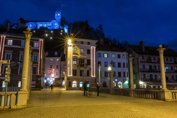 Castillo de Liubliana visto desde Sustarski la mayoría — Foto de Stock