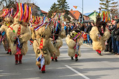 Sloven Milli maskeleri 