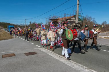 Sloven geleneksel maske Skoromati alayı