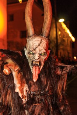 Podkoren, Slovenija - 24 Kasım 2017: Kimliği belirsiz 