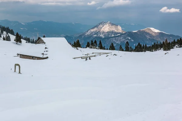 Traditionella Stugor Velika Planina Vinter Slovenien — Stockfoto