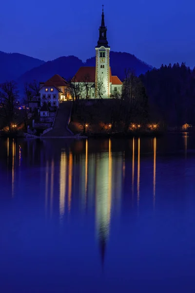 Île Bled Avec Église Après Coucher Soleil Slovénie — Photo