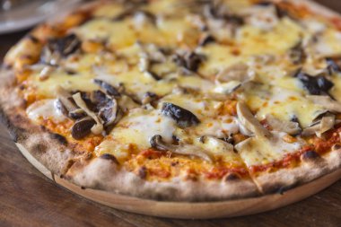 Güzel Vegetariana Pizza