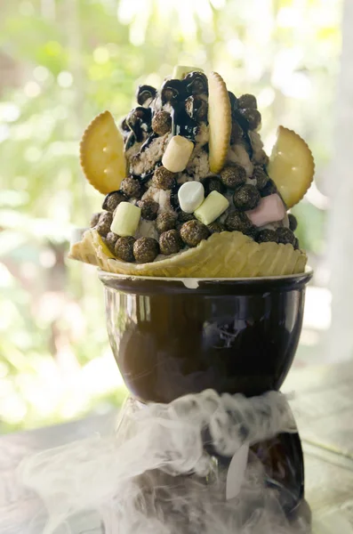Gaedum iced - rasiertes Eis-Dessert — Stockfoto