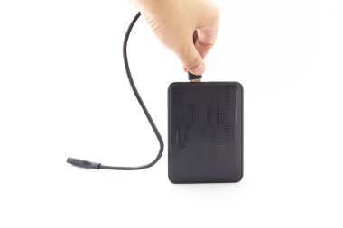 Beyaz üstünde sert götürmek içine iterek usb kablosu el