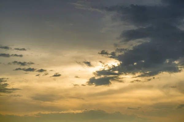 Belas Nuvens Céu Pôr Sol Fundo — Fotografia de Stock