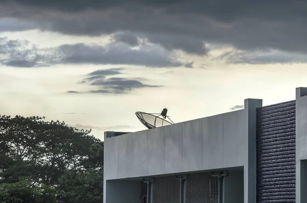 Çanak üst bina - ağ teknolojisi