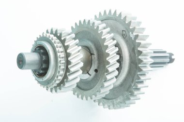 Araba motorunda değiştirmek için kullanılan teçhizat