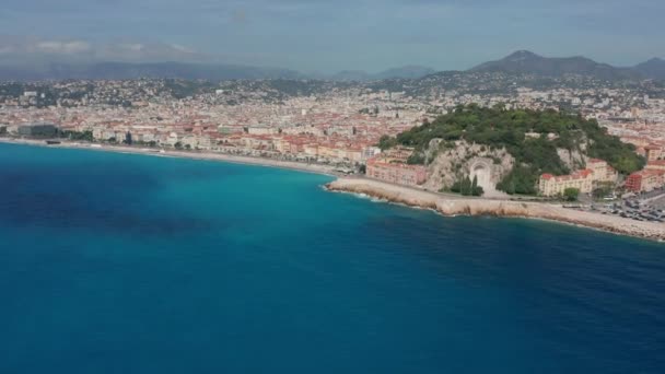 Vista aérea. Niza, paseo marítimo de Francia, Mar Mediterráneo . — Vídeo de stock